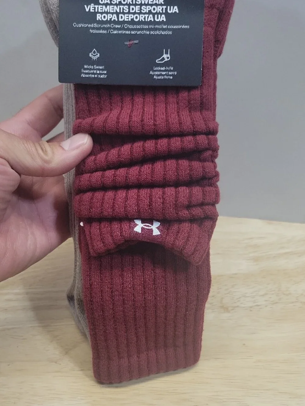 Under Armour Men’s Cushioned Scrunch Crew Socks - Burgundy & Beige - 2 Pack